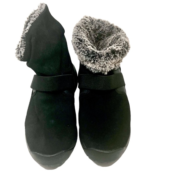 Nike Sportswear women's Golanka boots black with faux fur lining  size 8 - Picture 2 of 13